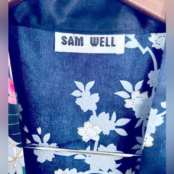 Sam Well Blue Floral Satin kimono Robe - Picture 4 of 9